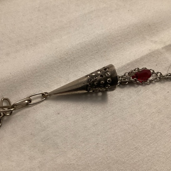 Red beads on silver tone chain with metallic tassel necklace - Picture 7 of 7